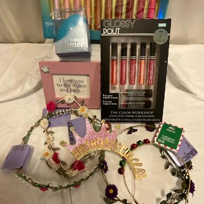 NEW - Girls beauty kit