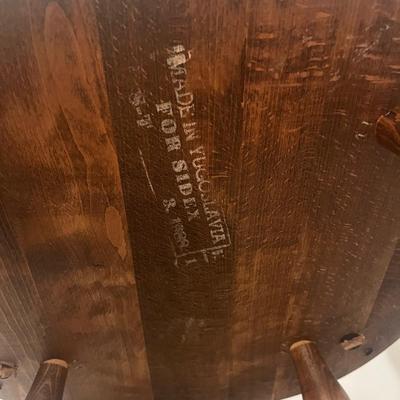 Table & Chairs (K-MG)