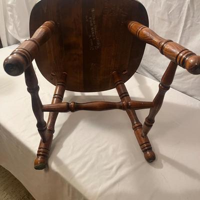 Table & Chairs (K-MG)