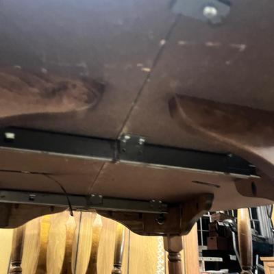 Table & Chairs (K-MG)