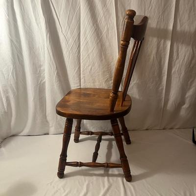 Table & Chairs (K-MG)