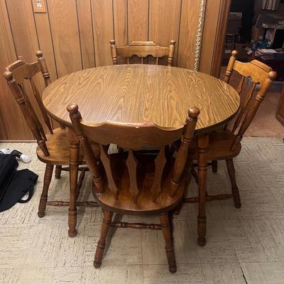 Table & Chairs (K-MG)