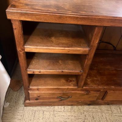 Wooden TV Console (LR-MG)