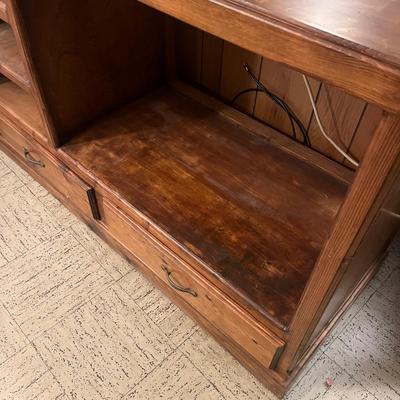 Wooden TV Console (LR-MG)