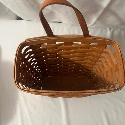 Longaberger Baskets (LR-MG)