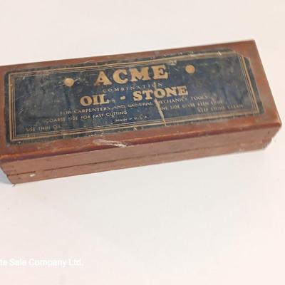 Vintage ACME Oil stone in wooden box Wet stone