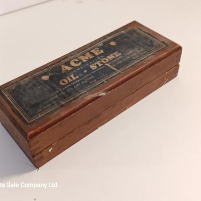 Vintage ACME Oil stone in wooden box Wet stone