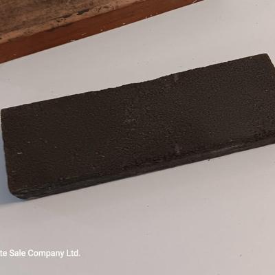 Vintage ACME Oil stone in wooden box Wet stone
