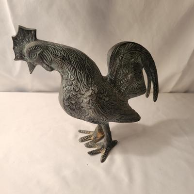 Assortment of Decorative Roosters and Chickens (LR-DW)