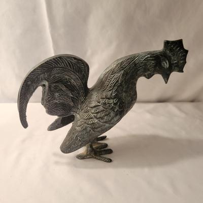 Assortment of Decorative Roosters and Chickens (LR-DW)