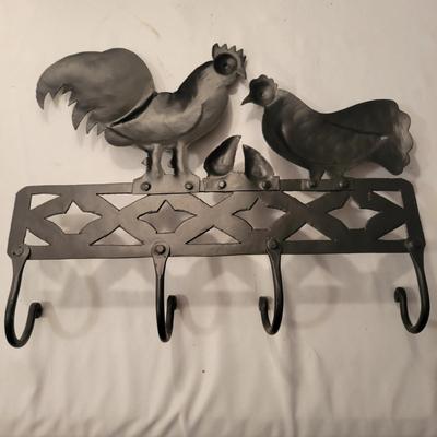 Assortment of Decorative Roosters and Chickens (LR-DW)