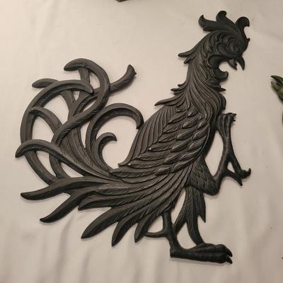 Assortment of Decorative Roosters and Chickens (LR-DW)