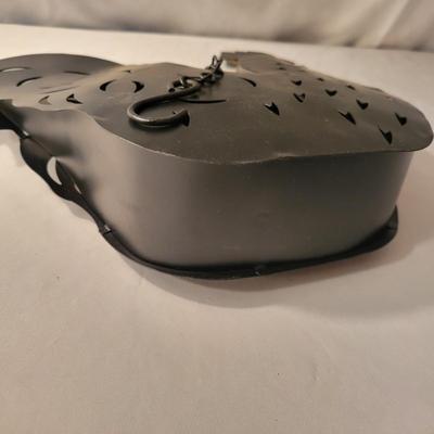 Assortment of Decorative Roosters and Chickens (LR-DW)