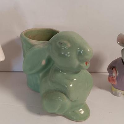 Vintage planters and vintage mouse salt & pepper shakers Norcrest Rabbitt