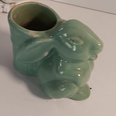 Vintage planters and vintage mouse salt & pepper shakers Norcrest Rabbitt