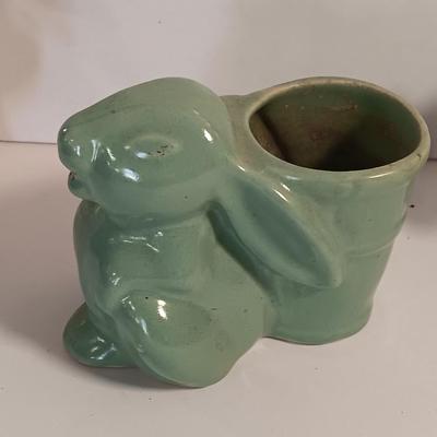 Vintage planters and vintage mouse salt & pepper shakers Norcrest Rabbitt