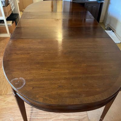 Dining Room Table (DR-MG)