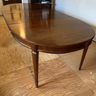 Dining Room Table (DR-MG)