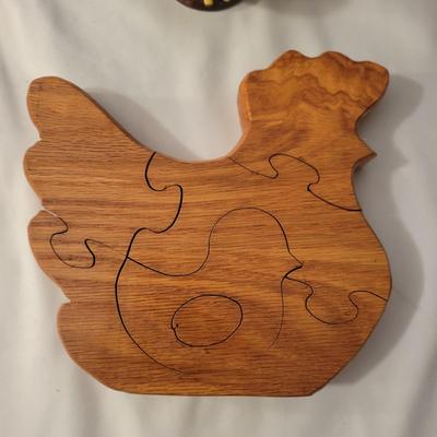 Chicken Lamp, Vases, Clock and More (LR-DW)