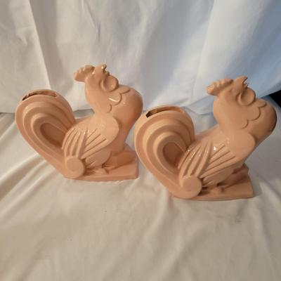 Chicken Lamp, Vases, Clock and More (LR-DW)
