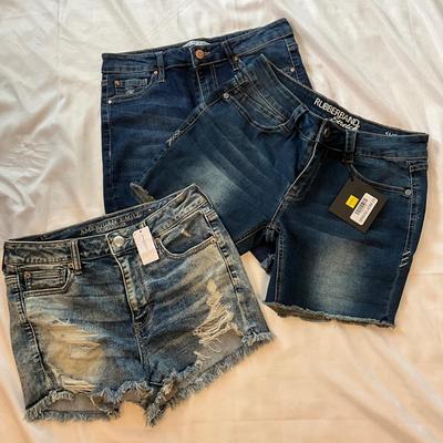 NEW American Eagle, NEW Rubberband, Celebrity Pink Shorts size 9/10