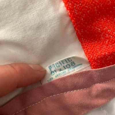 Quilts & Quilt Rack (B1-HS)