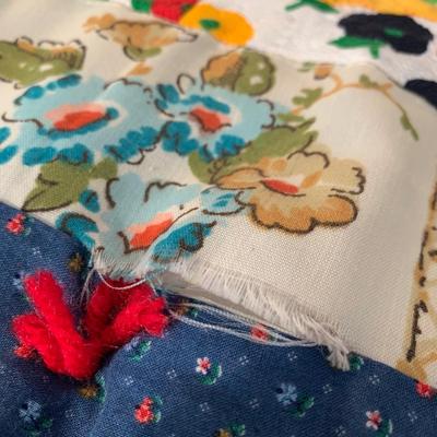 Quilts & Quilt Rack (B1-HS)