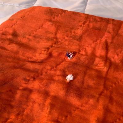 Quilts & Quilt Rack (B1-HS)