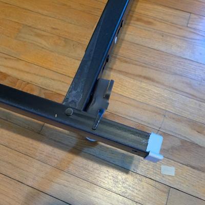 Two Twin Beds with Bedding (B1-HS)