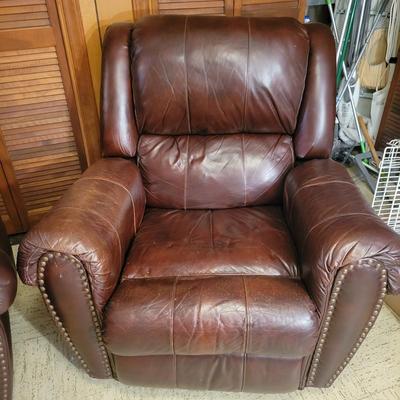 Pair of Lane Furniture Leather Recliners (LR-DW)