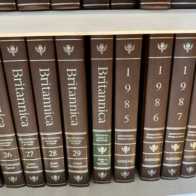 Britannica Encyclopedia Set
