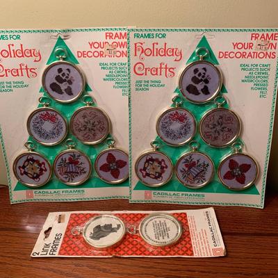 Large Collection of Needlework Supplies (B1-HS)