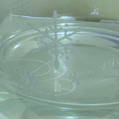 White House Glass Decorative Bowl Etched Snowflakes