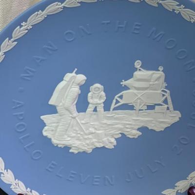 Apollo 11 Wedgwood Jasperware Man on the Moon Plate