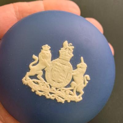 Wedgwood Jasperware Queen Elizabeth Dark Blue Pieces