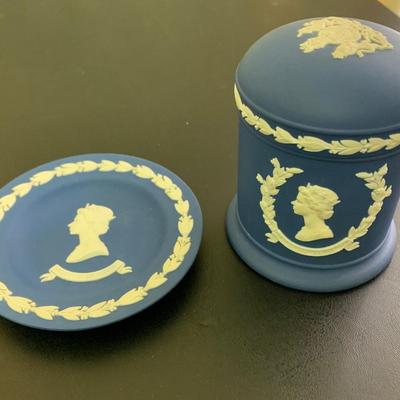 Wedgwood Jasperware Queen Elizabeth Dark Blue Pieces