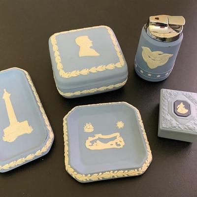 Wedgwood Jasperware Lot Lighter Trinket Box +++