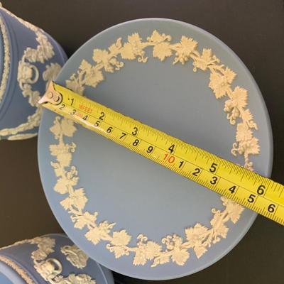 Wedgwood Jasperware Raised Compote & Pair of Bowls