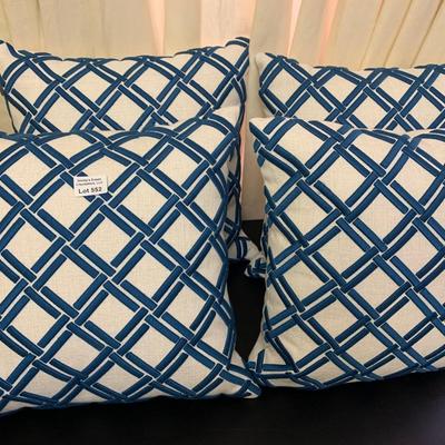 4 Pier One Like New 14â€ Geometric Throw Pillows Lot