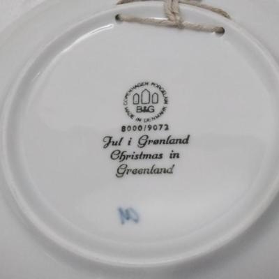Christmas In Greenland 1972 Copenhagen Porcelain