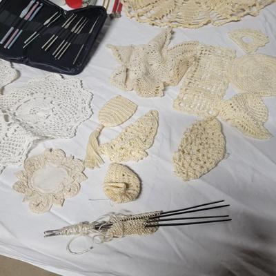 Knitting Tools, Yarn and More (BS2-DW)