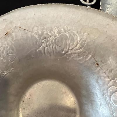 Wrought/Embossed Aluminum W/Limoges China Plate Inserts (B1-RG)