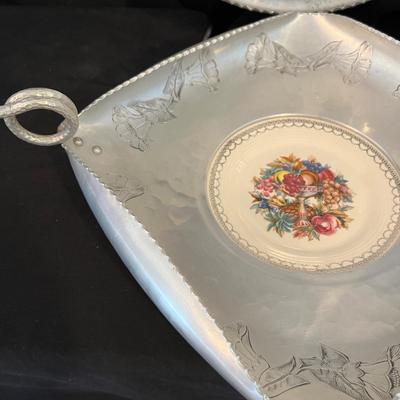 Wrought/Embossed Aluminum W/Limoges China Plate Inserts (B1-RG)