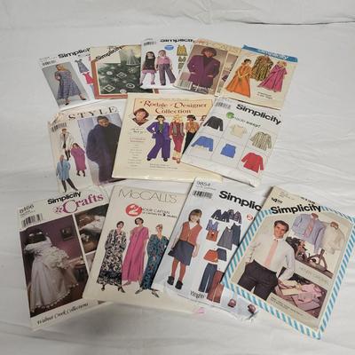 Simplicity, Butterick, New Look Sewing Patterns and More (BS2-DW)