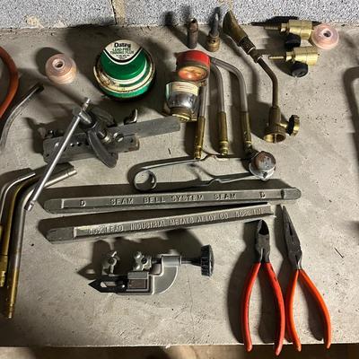 Uniweld Acetylene Regulators & More Soldering Tools (BS1-MG)