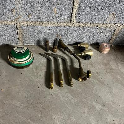 Uniweld Acetylene Regulators & More Soldering Tools (BS1-MG)