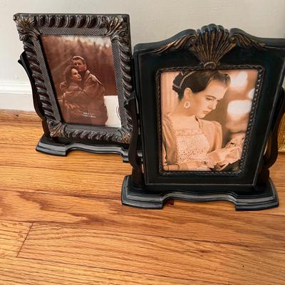 Ornate Frames (B2-RG)