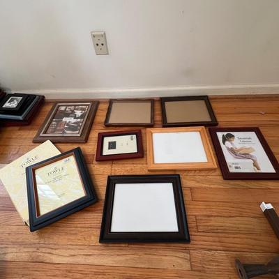 Over Eighty Photo Frames (B2-RG)