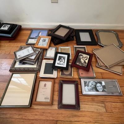 Over Eighty Photo Frames (B2-RG)