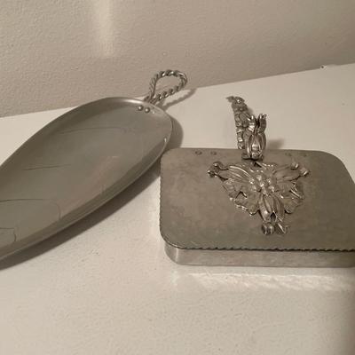 Silver plate or metal serving items